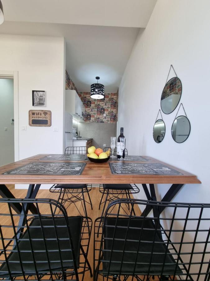 Apartman Javi Appartement Bar Buitenkant foto