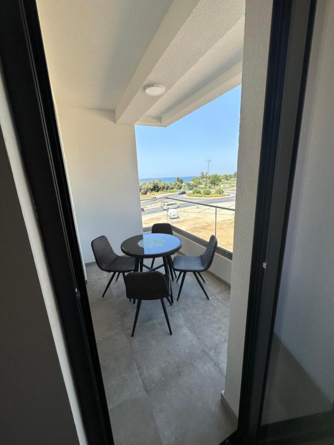 Apartman Javi Appartement Bar Buitenkant foto