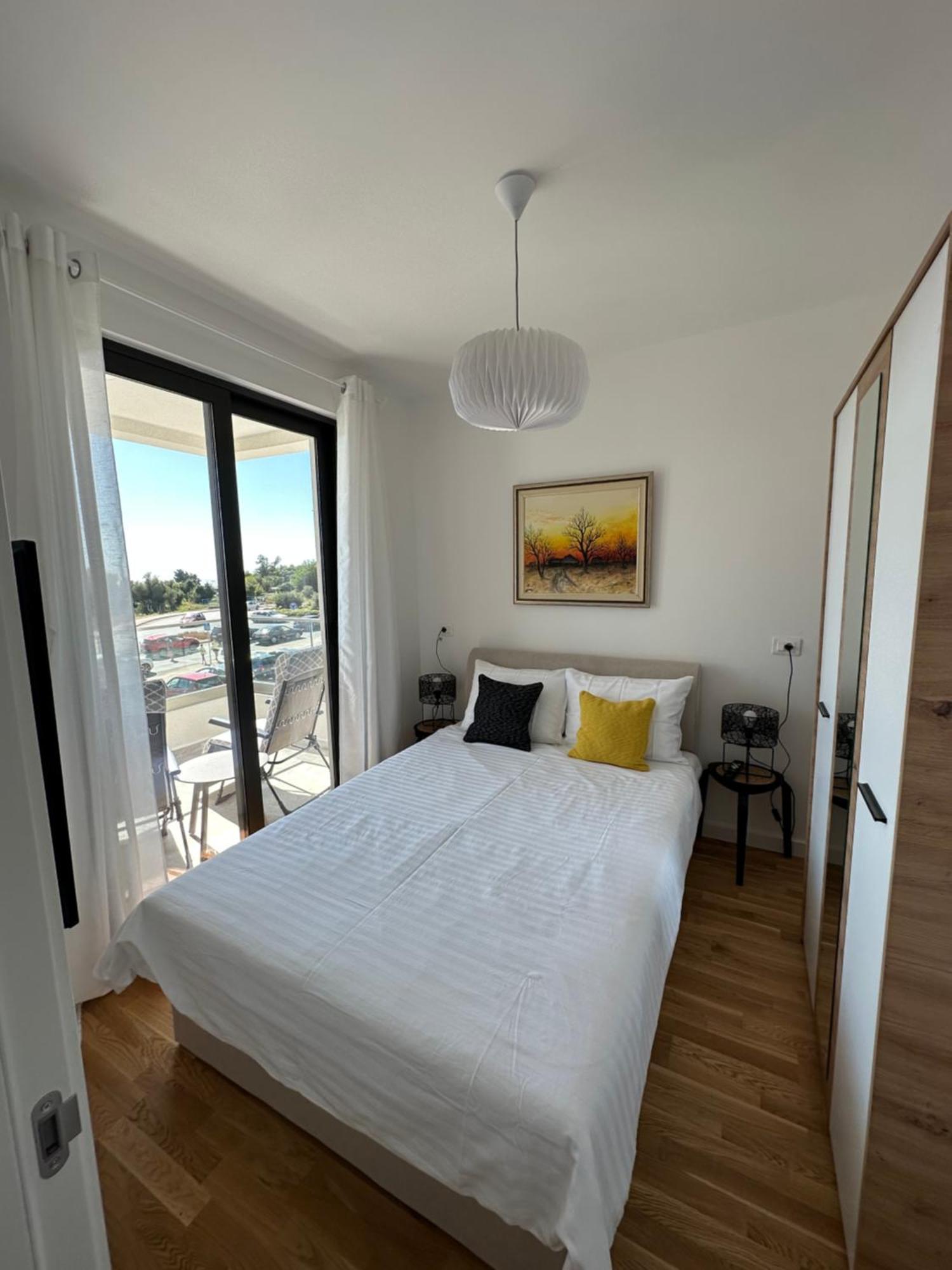 Apartman Javi Appartement Bar Buitenkant foto