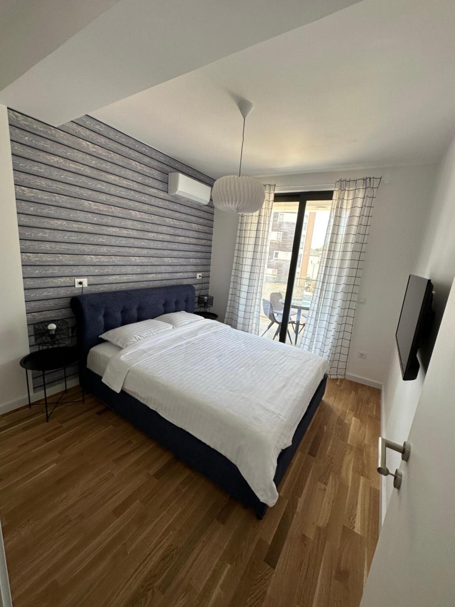 Apartman Javi Appartement Bar Buitenkant foto